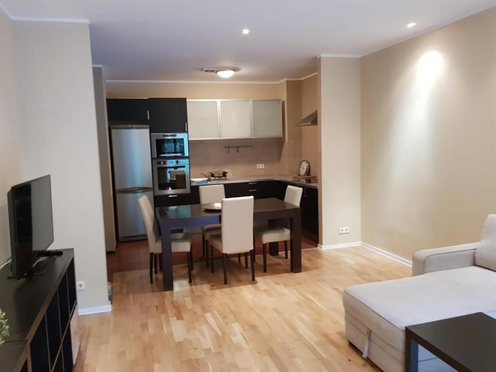 Apartmentsbnb828 Braşov Esterno foto
